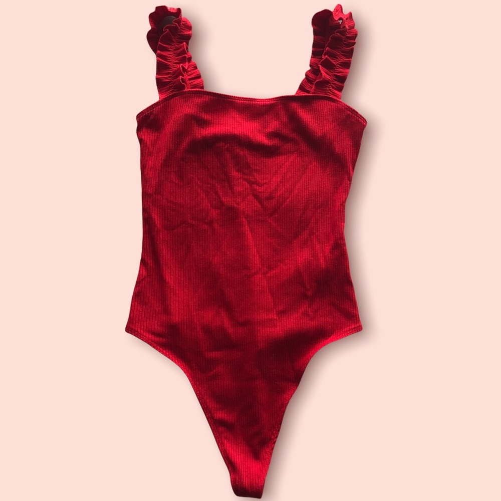 SUNDAY BEST | Ribbed Bodysuit